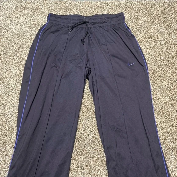 Nike Women’s XS Dark Purple Track Pants - Picture 3 of 11